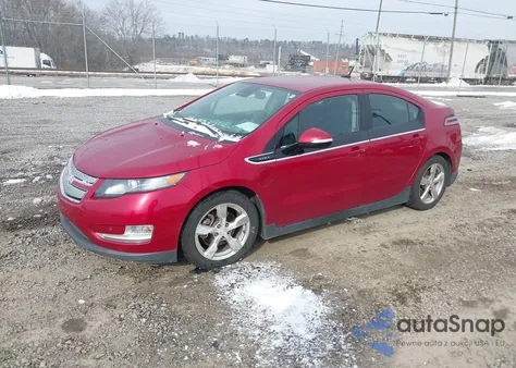 2013 Chevrolet Volt z USA, uszkodzony, nr VIN 1G1RB6E49DU103621